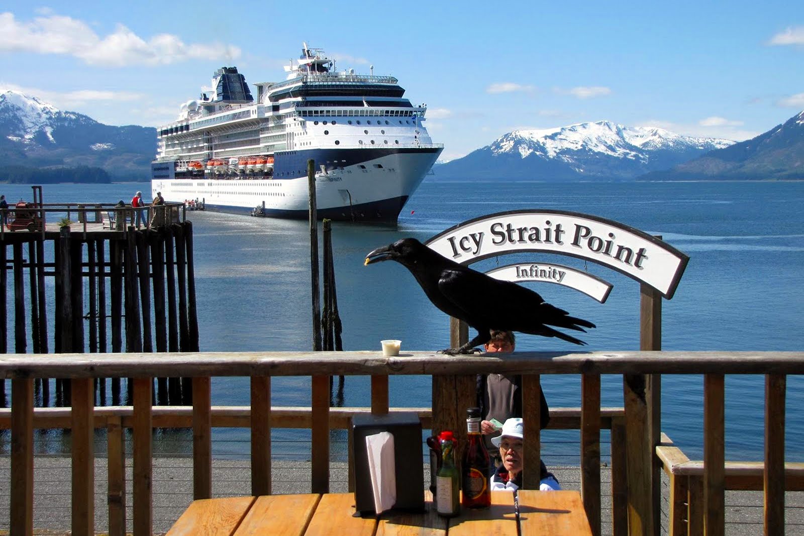 ALASKA ICY STRAIT POINT CRUCEROS ALASKA ICY STRAIT POINT ALASKA NATURALEZA ALASKA EXCURSIONES CRUCEROS ALASKA CRUISES
